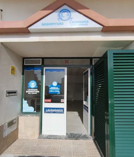 Entrada da Lavandaria Boaventura na Rua Boaventura Duarte